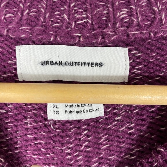 Urban Outfitters Crew Neck Knit Sweater Purple White Size XL - Picture 2 of 7
